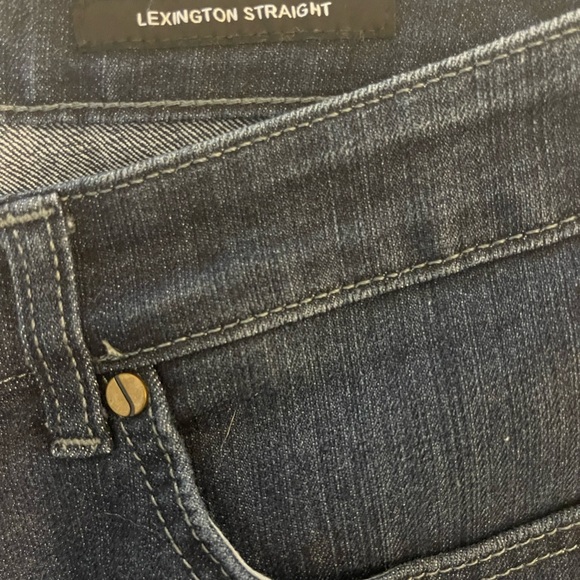 JONES New York Jeans - Picture 5 of 11